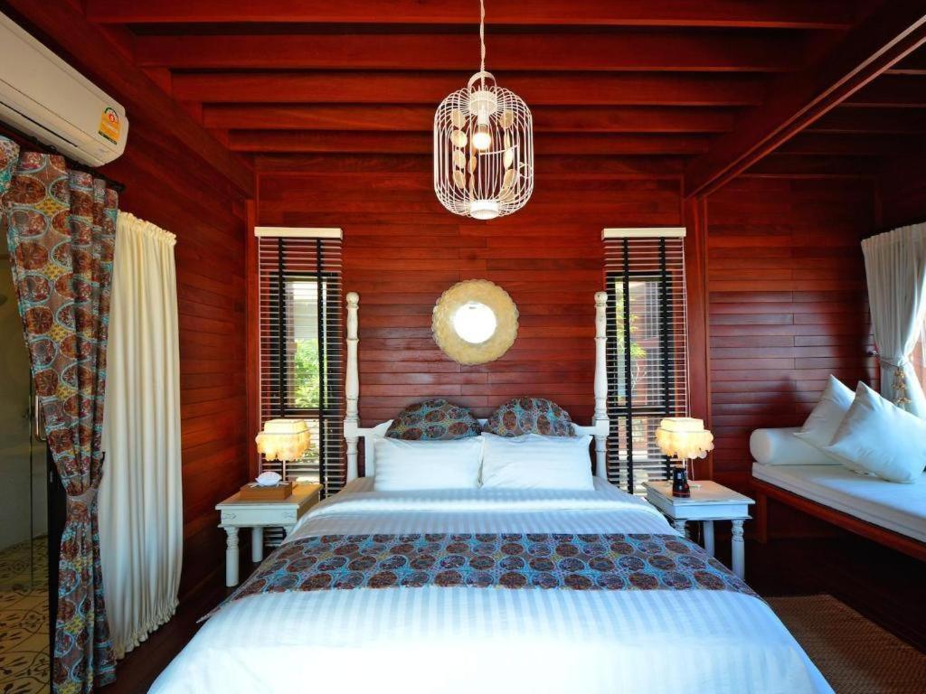The Blue Sky Resort@ Koh Payam Koh Phayam Exteriör bild